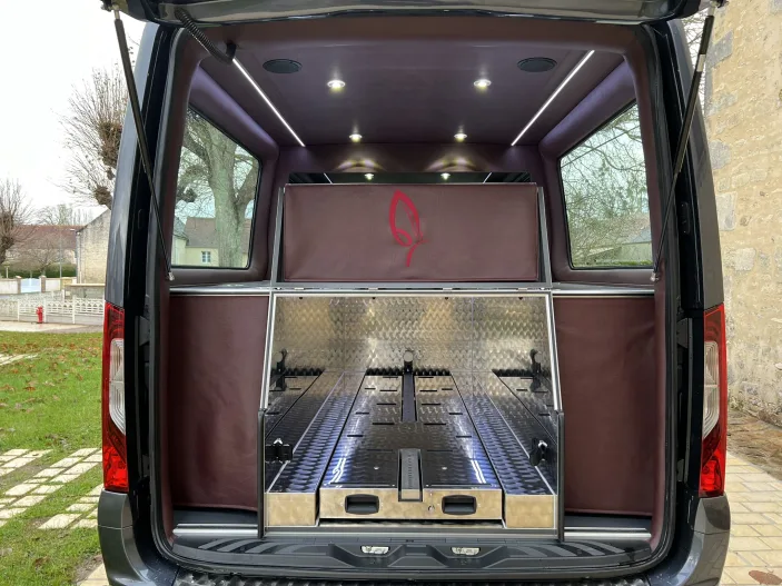 Corbillard interieur collet